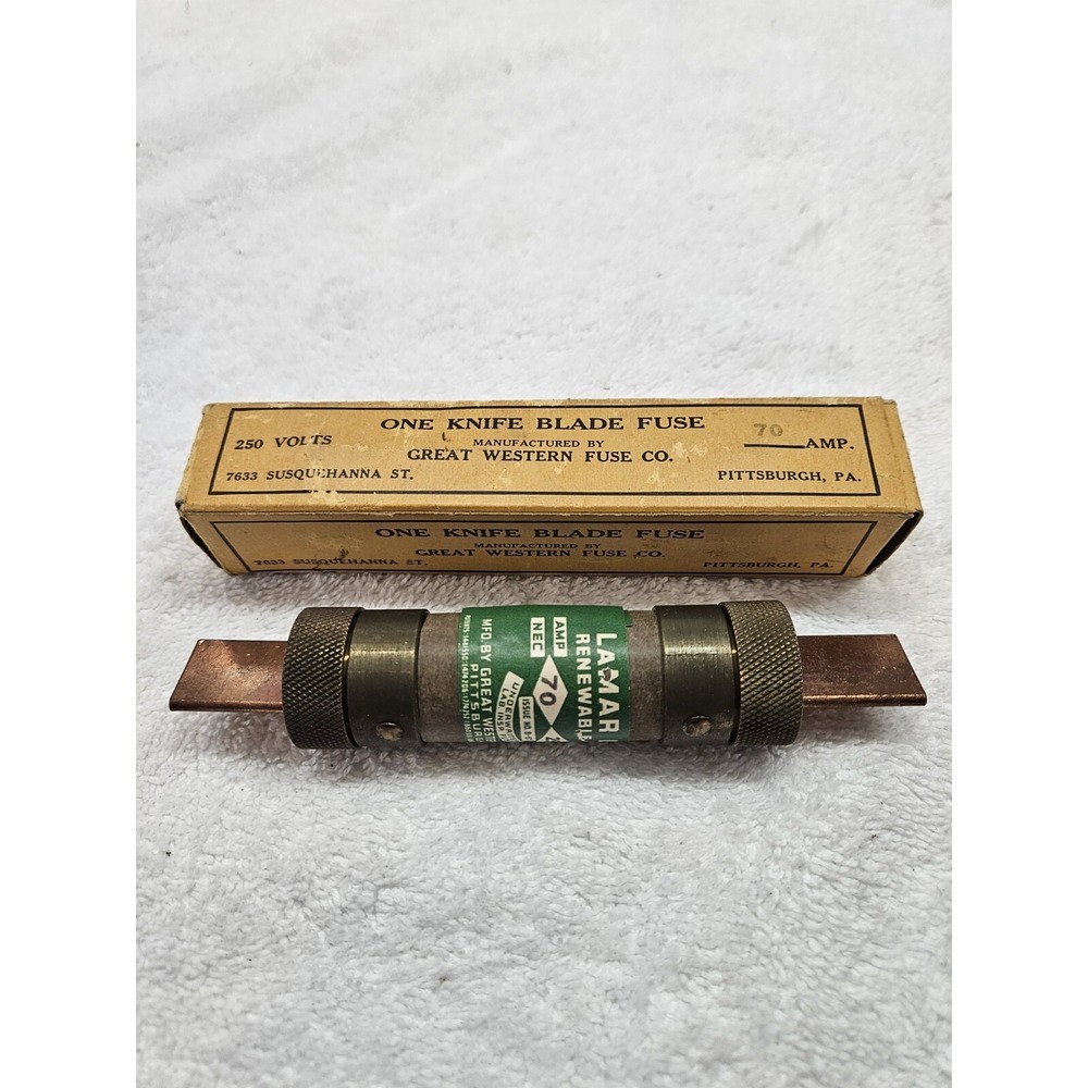 Vintage Great Western Fuse Co. One Knife Blade Fuse. 70 AMP 250 Volts. NOS